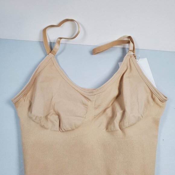 GQF New York Bodysuit Shapewear Women Size Medium NWT Adjustable Straps - Picture 2 of 9